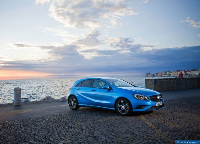 2013 Mercedes-Benz A-class - фотография 25 из 227