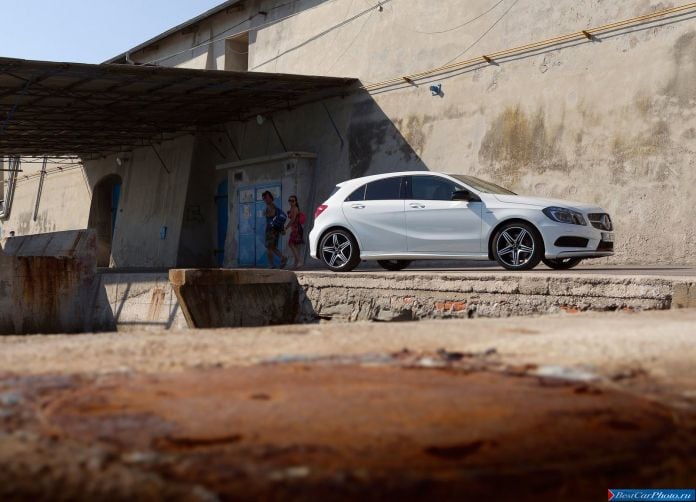 2013 Mercedes-Benz A-class - фотография 68 из 227
