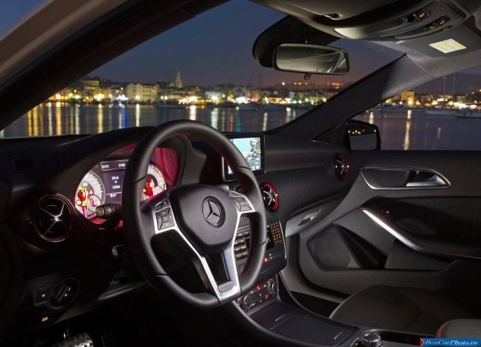 2013 Mercedes-Benz A-class - фотография 147 из 227