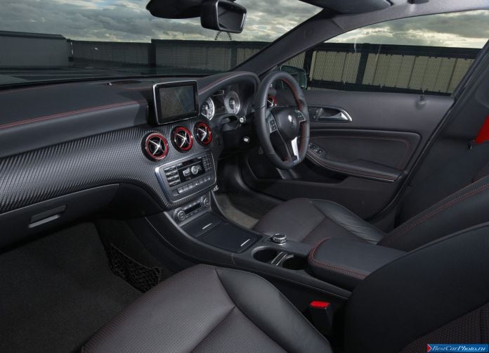 2013 Mercedes-Benz A-class AMG Sport - фотография 69 из 98 2013 Mercedes-Benz A-class AMG Sport - фотография 69 из 98