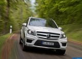mercedes-benz_2013-gl63_amg_1600x1200_009.jpg
