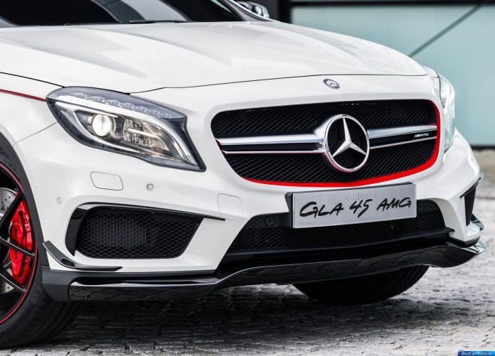 2013 Mercedes-Benz GLA 45 AMG Concept - фотография 14 из 16 2013 Mercedes-Benz GLA 45 AMG Concept - фотография 14 из 16