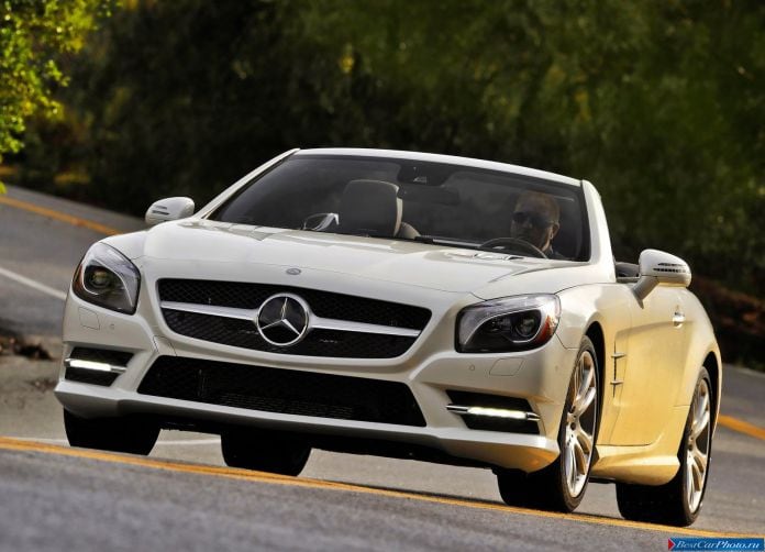 2013 Mercedes-Benz SL550 - фотография 17 из 86