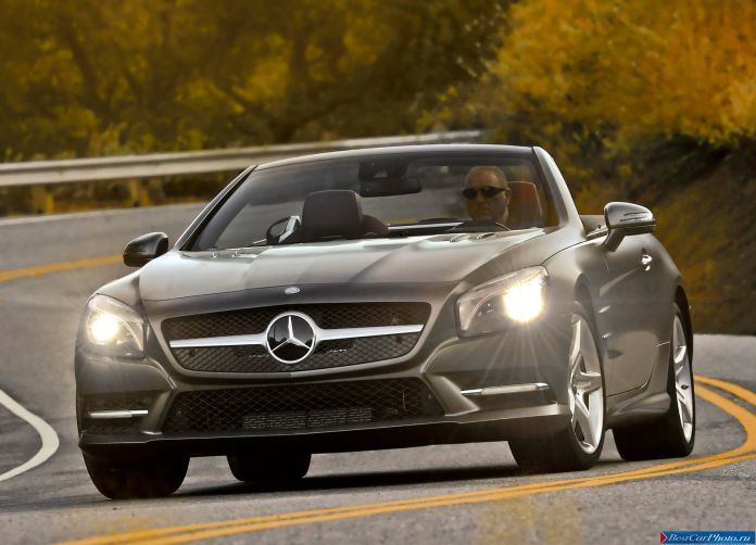 2013 Mercedes-Benz SL550 - фотография 25 из 86