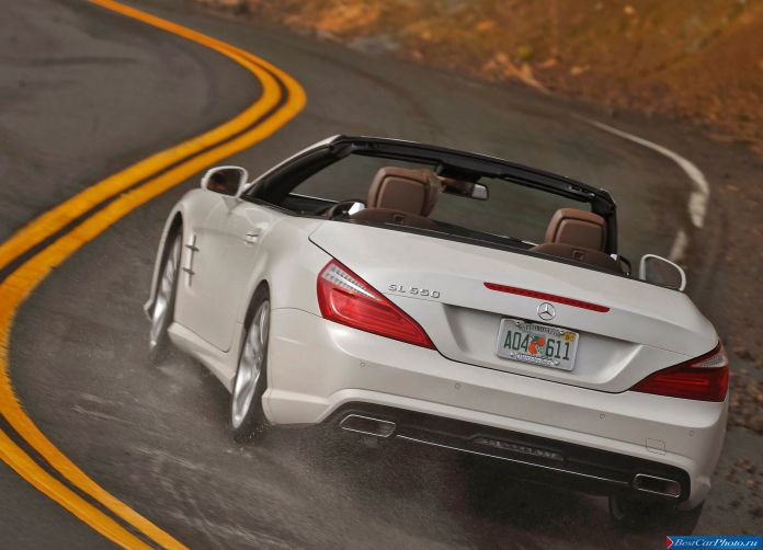2013 Mercedes-Benz SL550 - фотография 63 из 86