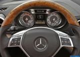 mercedes-benz_2013-sl550_1600x1200_073.jpg