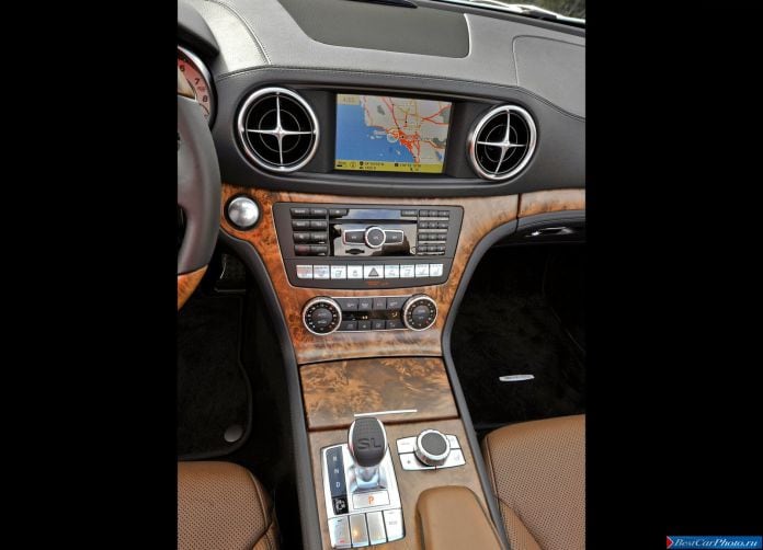 2013 Mercedes-Benz SL550 - фотография 85 из 86 2013 Mercedes-Benz SL550 - фотография 85 из 86