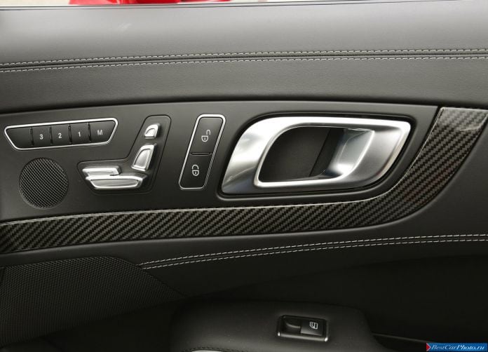 2013 Mercedes-Benz SL63 AMG - фотография 88 из 121