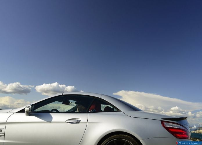 2013 Mercedes-Benz SL63 AMG - фотография 97 из 121