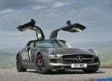 mercedes-benz_2013-sls_amg_gt_1600x1200_011.jpg