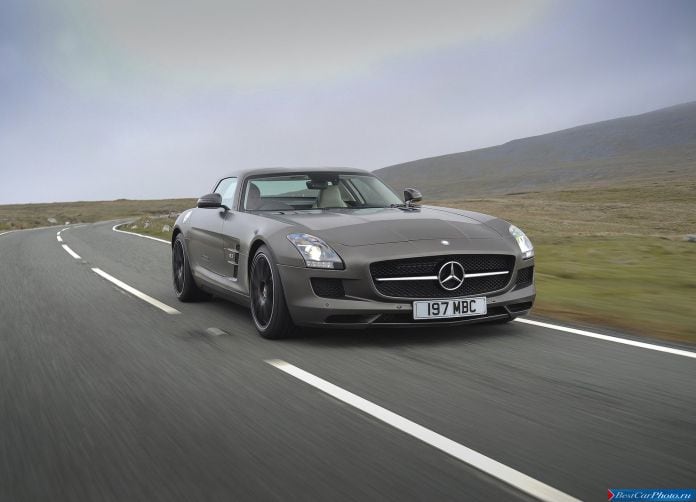 2013 Mercedes-Benz SLS AMG GT - фотография 32 из 163