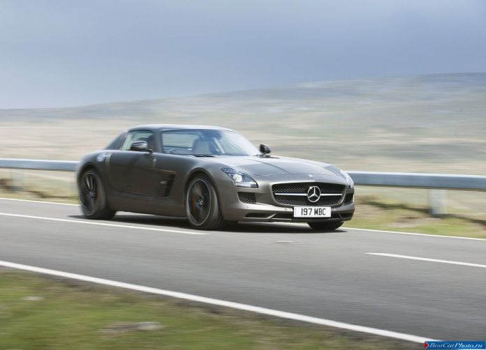 2013 Mercedes-Benz SLS AMG GT - фотография 48 из 163