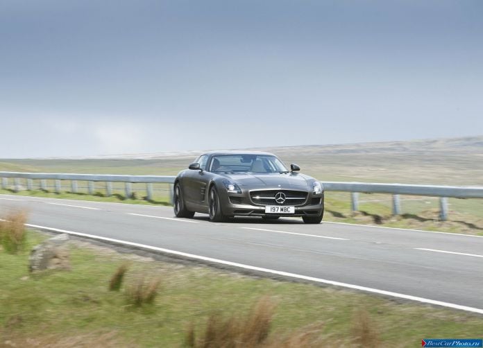 2013 Mercedes-Benz SLS AMG GT - фотография 50 из 163