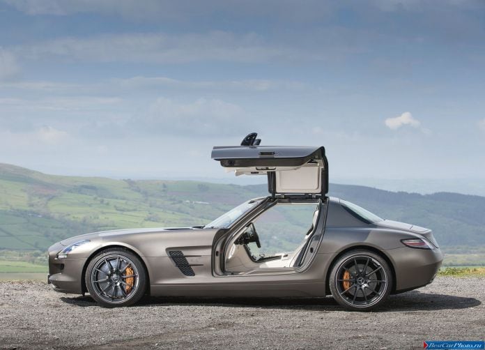2013 Mercedes-Benz SLS AMG GT - фотография 56 из 163