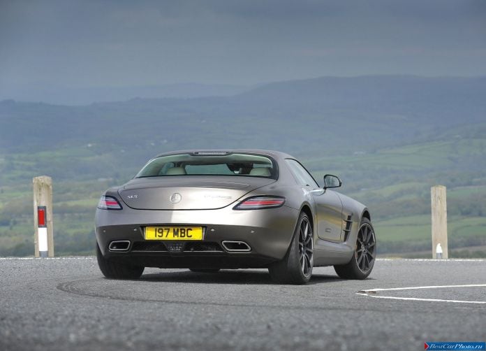 2013 Mercedes-Benz SLS AMG GT - фотография 69 из 163