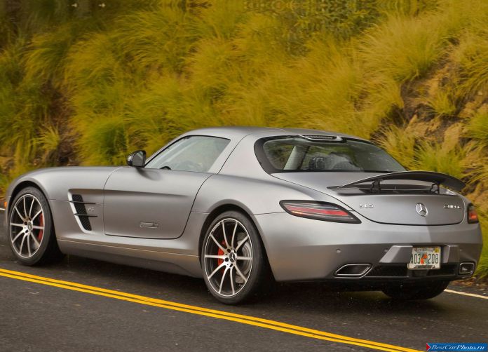 2013 Mercedes-Benz SLS AMG GT - фотография 74 из 163 2013 Mercedes-Benz SLS AMG GT - фотография 74 из 163