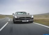 mercedes-benz_2013-sls_amg_gt_1600x1200_080.jpg