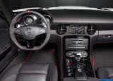 mercedes-benz_2013-sls_amg_gt_1600x1200_096.jpg