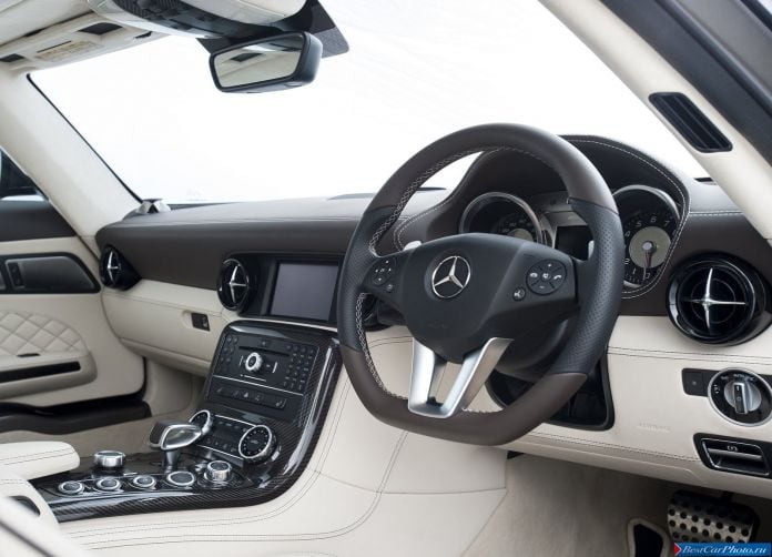 2013 Mercedes-Benz SLS AMG GT - фотография 102 из 163 2013 Mercedes-Benz SLS AMG GT - фотография 102 из 163