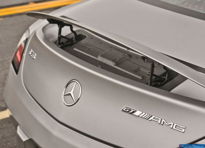 2013 Mercedes-Benz SLS AMG GT - фотография 131 из 163