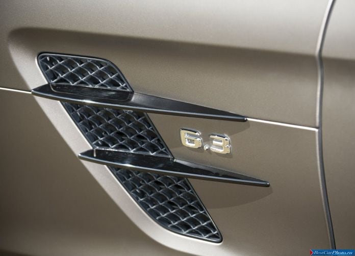 2013 Mercedes-Benz SLS AMG GT - фотография 134 из 163