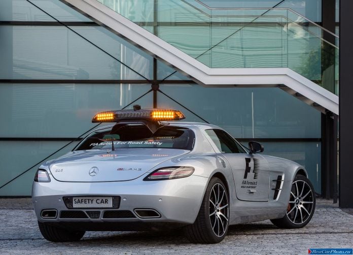 2013 Mercedes-Benz SLS AMG GT F1 Safety Car - фотография 4 из 6 2013 Mercedes-Benz SLS AMG GT F1 Safety Car - фотография 4 из 6