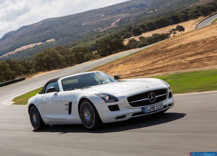 2013 Mercedes-Benz SLS AMG GT Roadster - фотография 36 из 156