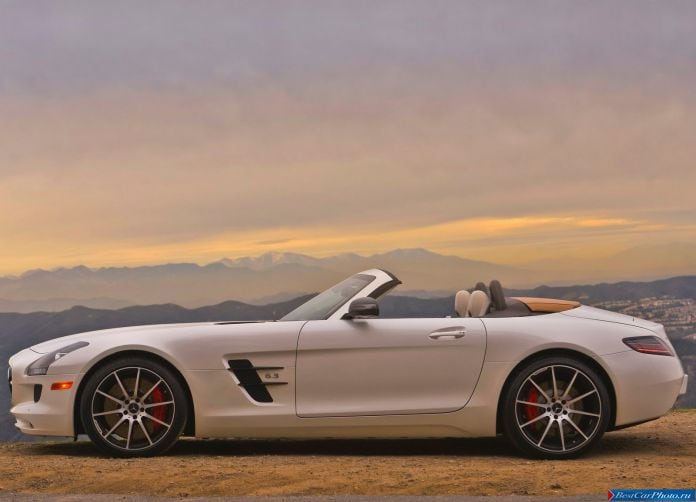 2013 Mercedes-Benz SLS AMG GT Roadster - фотография 75 из 156