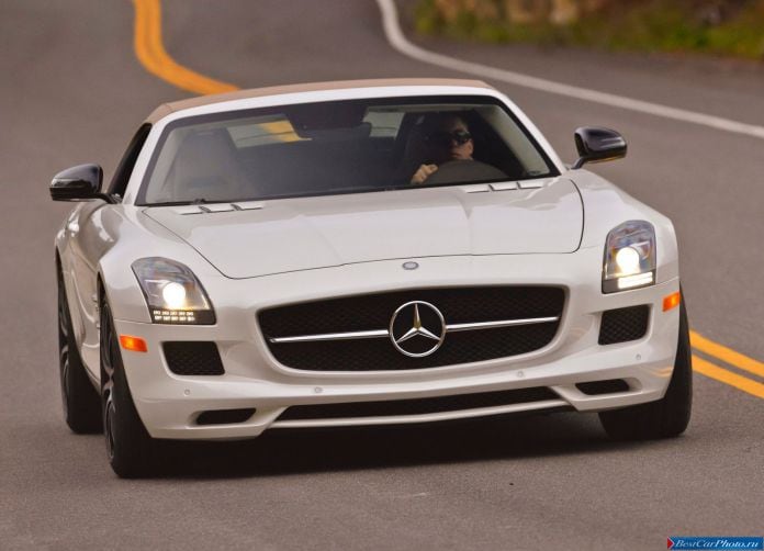 2013 Mercedes-Benz SLS AMG GT Roadster - фотография 107 из 156