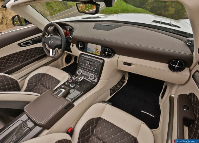 2013 Mercedes-Benz SLS AMG GT Roadster - фотография 120 из 156 2013 Mercedes-Benz SLS AMG GT Roadster - фотография 120 из 156