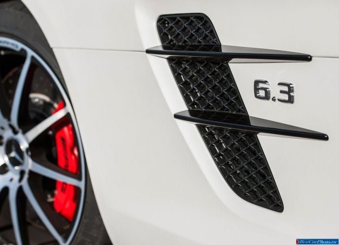 2013 Mercedes-Benz SLS AMG GT Roadster - фотография 136 из 156