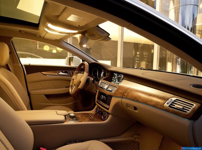 2013 Mercedes-Benz CLS Shooting Brake - фотография 108 из 130 2013 Mercedes-Benz CLS Shooting Brake - фотография 108 из 130