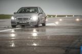 mercedes_benz_2013_e300_bluetec_hybrid_019.jpg