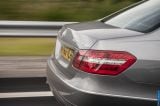 mercedes_benz_2013_e300_bluetec_hybrid_050.jpg