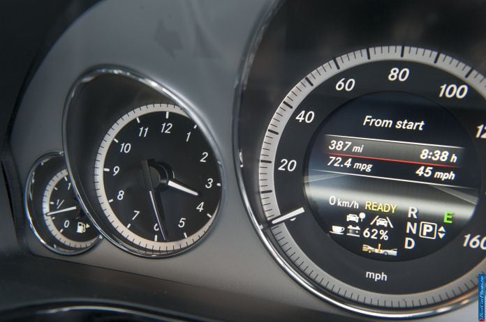 2013 Mercedes-Benz E300 Bluetec Hybrid - фотография 58 из 68 2013 Mercedes-Benz E300 Bluetec Hybrid - фотография 58 из 68