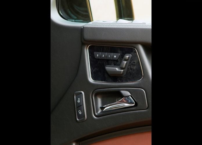 2013 Mercedes-Benz G350 Bluetec - фотография 78 из 79 2013 Mercedes-Benz G350 Bluetec - фотография 78 из 79