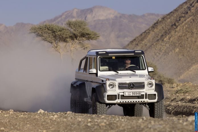 2013 Mercedes-Benz G63 AMG 6x6 - фотография 11 из 56 2013 Mercedes-Benz G63 AMG 6x6 - фотография 11 из 56