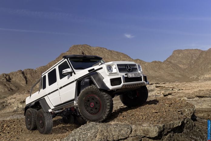 2013 Mercedes-Benz G63 AMG 6x6 - фотография 17 из 56 2013 Mercedes-Benz G63 AMG 6x6 - фотография 17 из 56