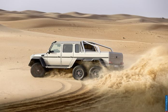 2013 Mercedes-Benz G63 AMG 6x6 - фотография 22 из 56 2013 Mercedes-Benz G63 AMG 6x6 - фотография 22 из 56