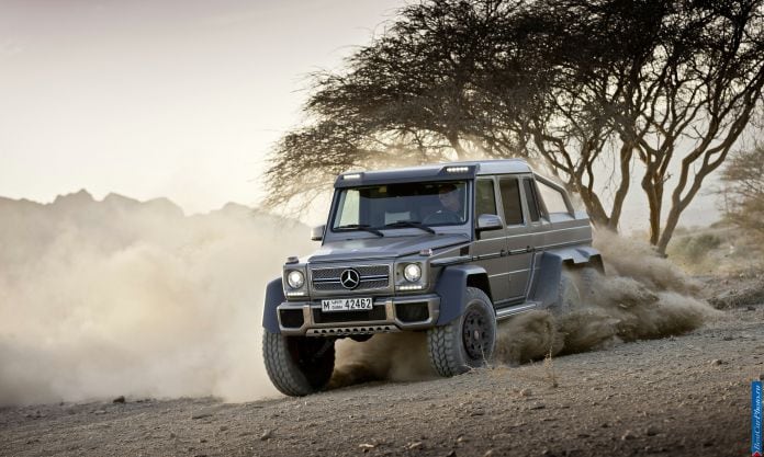 2013 Mercedes-Benz G63 AMG 6x6 - фотография 32 из 56 2013 Mercedes-Benz G63 AMG 6x6 - фотография 32 из 56