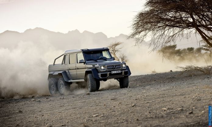 2013 Mercedes-Benz G63 AMG 6x6 - фотография 38 из 56