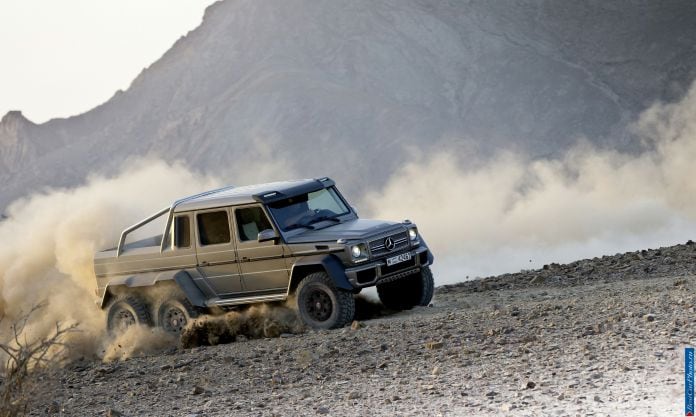 2013 Mercedes-Benz G63 AMG 6x6 - фотография 39 из 56 2013 Mercedes-Benz G63 AMG 6x6 - фотография 39 из 56