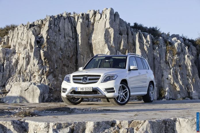 2013 Mercedes-Benz GLK Class - фотография 4 из 107