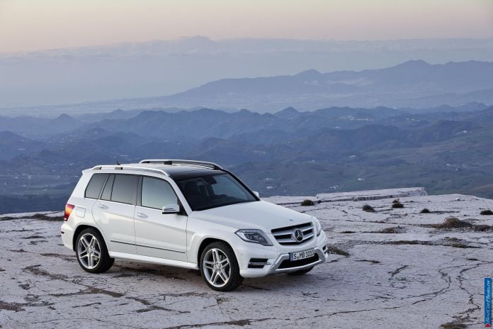 2013 Mercedes-Benz GLK Class - фотография 7 из 107