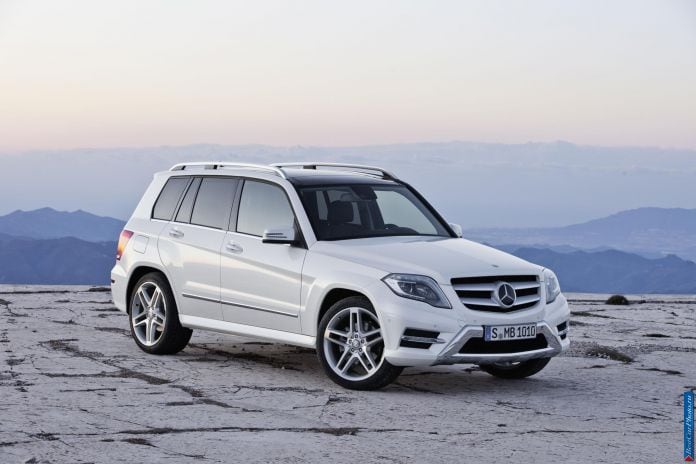 2013 Mercedes-Benz GLK Class - фотография 12 из 107