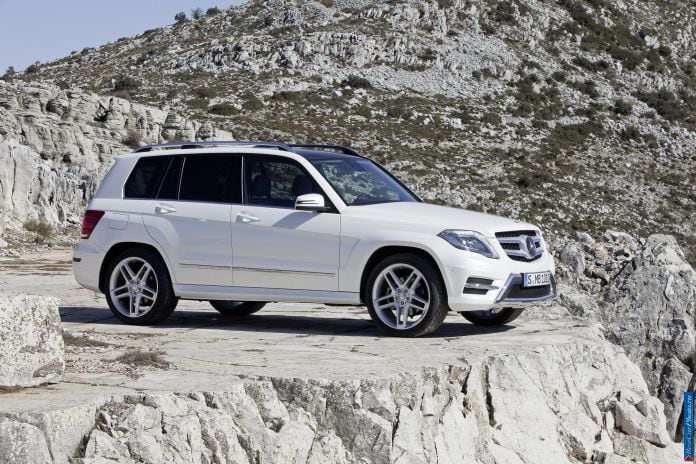 2013 Mercedes-Benz GLK Class - фотография 31 из 107