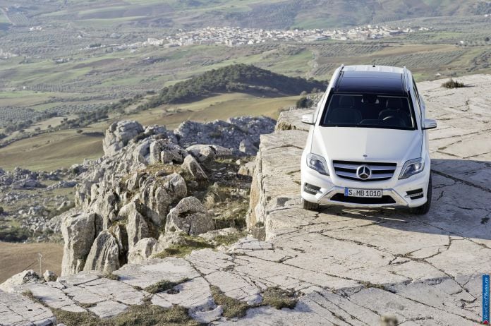 2013 Mercedes-Benz GLK Class - фотография 33 из 107