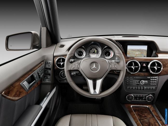 2013 Mercedes-Benz GLK Class - фотография 93 из 107 2013 Mercedes-Benz GLK Class - фотография 93 из 107