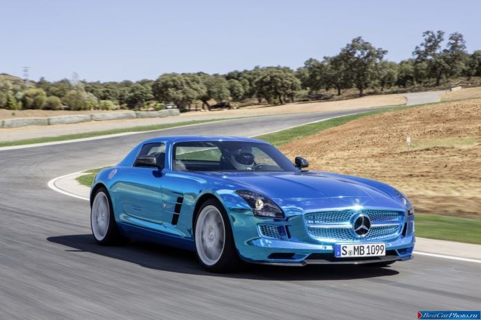 2013 Mercedes-Benz SLS Electric Drive - фотография 5 из 30 2013 Mercedes-Benz SLS Electric Drive - фотография 5 из 30