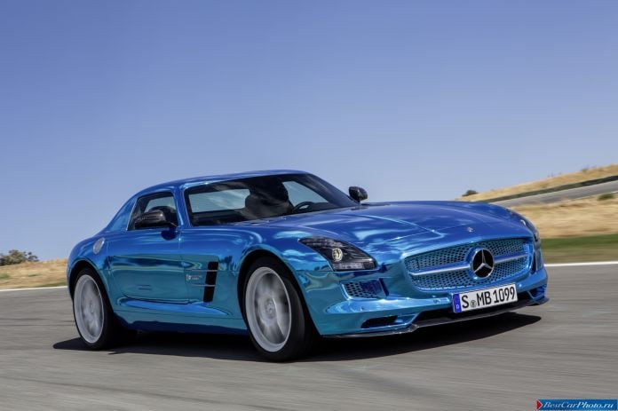 2013 Mercedes-Benz SLS Electric Drive - фотография 7 из 30